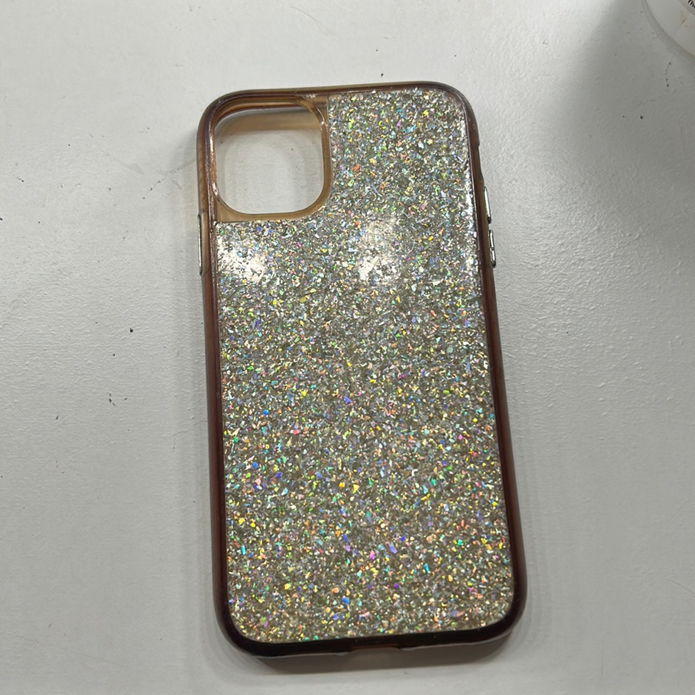 IPhone 11 phone case in great condition and very sturdy
